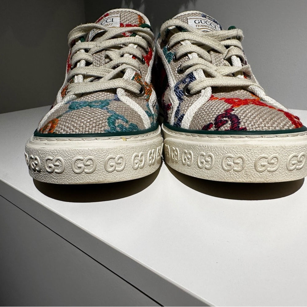 Gucci Psychedelic GG Sneakers - Picture 10 of 16